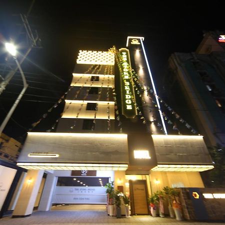 The Stone Bridge Hotel Sasang Ciudad Metropolitana de Ciudad Metropolitana de Busan Exterior foto